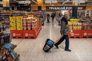 Proč Air Bank „zařízla“ zlého bankéře. Experti popsali, jak fungují značky - Seznam Zprávy